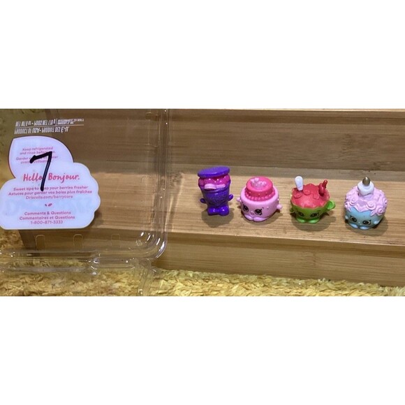 Shopkins Season 7, 8 & 10+ Figure Lot Of 14 Actual Pieces In Photos Moose Toys - Picture 4 of 5